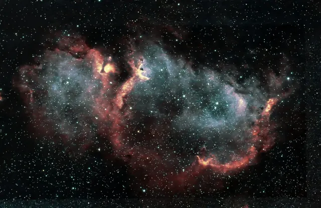 Soul Nebula (IC 1848 / Sh2-199 / W5), a nebula 7,500 light-years from Earth, photographed from Edinburgh with Dwarf 3 and Dwarf Mini smart telescopes